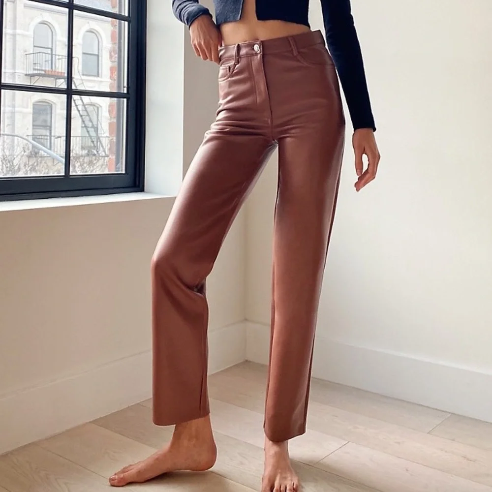 Aritzia Melina Pant - Picture 1 of 4